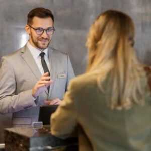 Online Course Certified Guest Experience & CRM Manager (Hotel Sector)